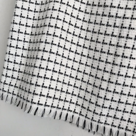 Tweed skirt - Picture 2 of 3